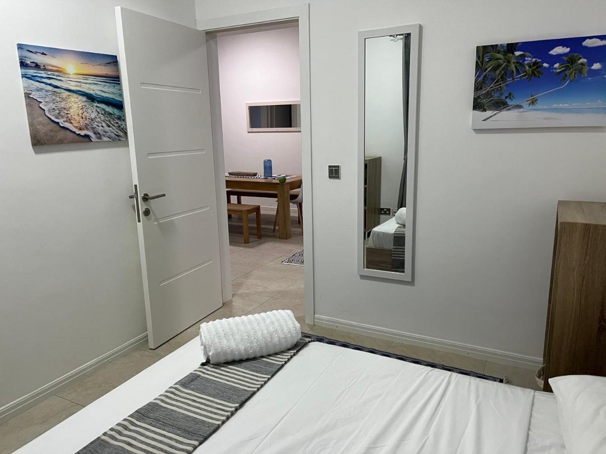 Coastal View Apartments Grand Bay Luaran gambar